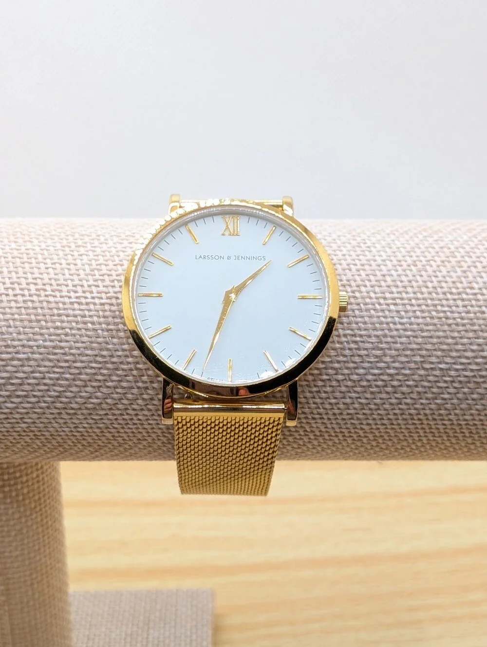 Larsson & Jennings gorgeous gold